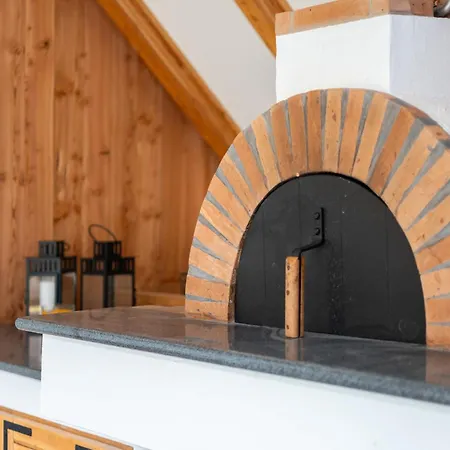 A Modern Flat Apartment *