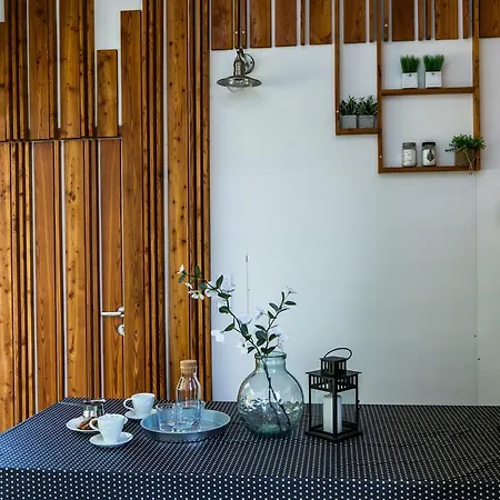Apartmán A Modern Flat For 6-9 People